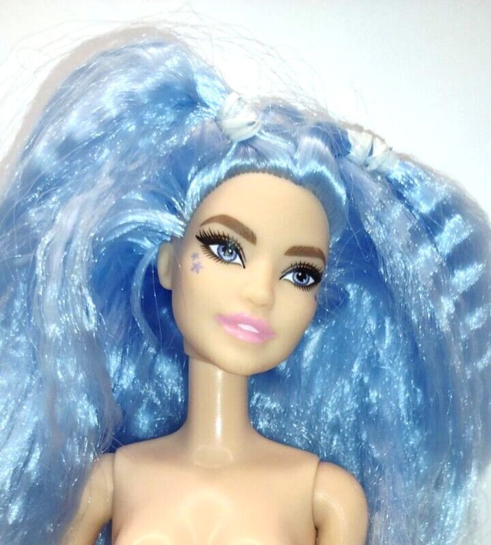 Barbie Fashionistas Doll Daya Face Blue Crimped Hair Nude Hip Pose Flat Feet